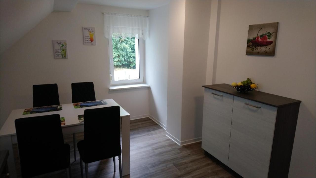 Haus Waldidyll Apartment Lauta Екстериор снимка
